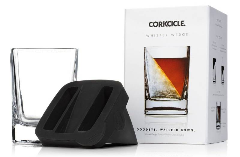 The Corkcicle Whiskey Wedge